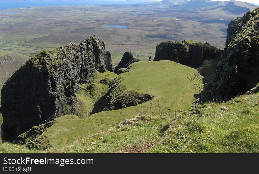 A very popular walk on the Isle of Skye is through the Quiraing and then right up to the so-called Table. This picture explains the name. You can either climb up the Table or do a longer walk and see the Table from above. The scenery from above is awesome. A very popular walk on the Isle of Skye is through the Quiraing and then right up to the so-called Table. This picture explains the name. You can either climb up the Table or do a longer walk and see the Table from above. The scenery from above is awesome