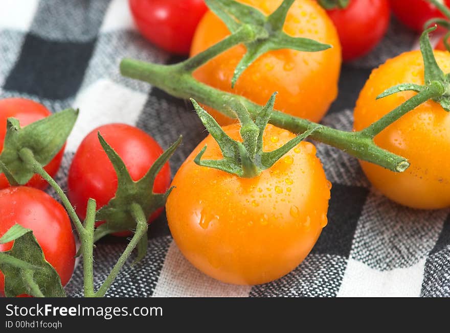 Mixed Organic Tomatoes