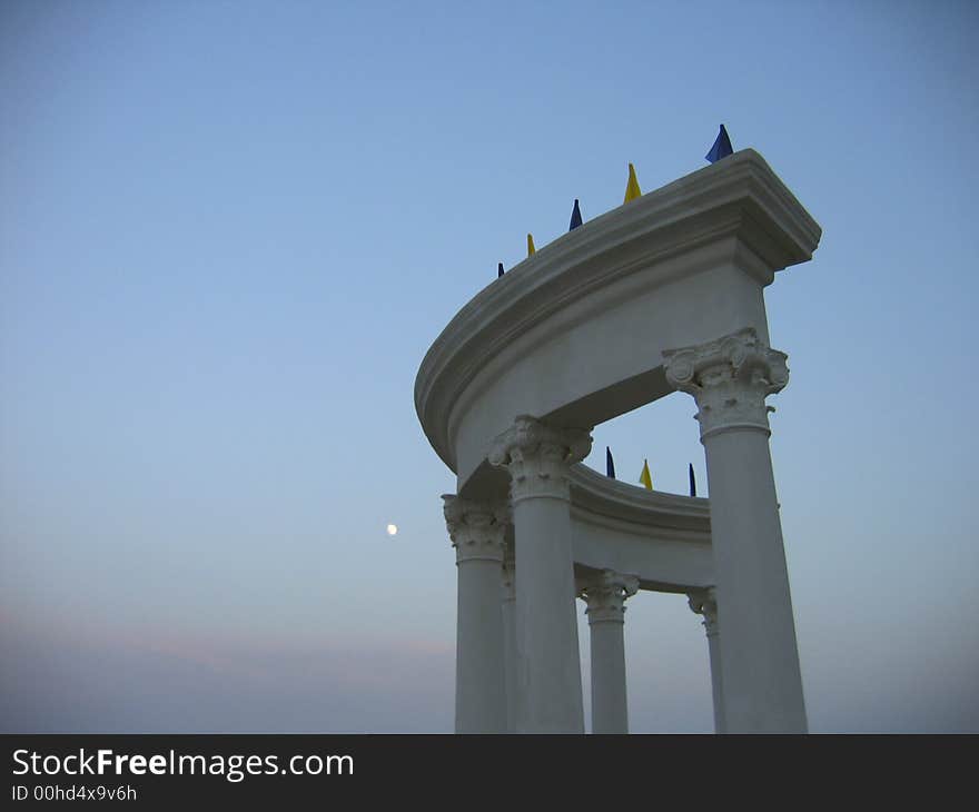 Round arch in twilight