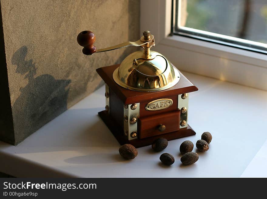 OLd fashion coffee grinder isolated. OLd fashion coffee grinder isolated