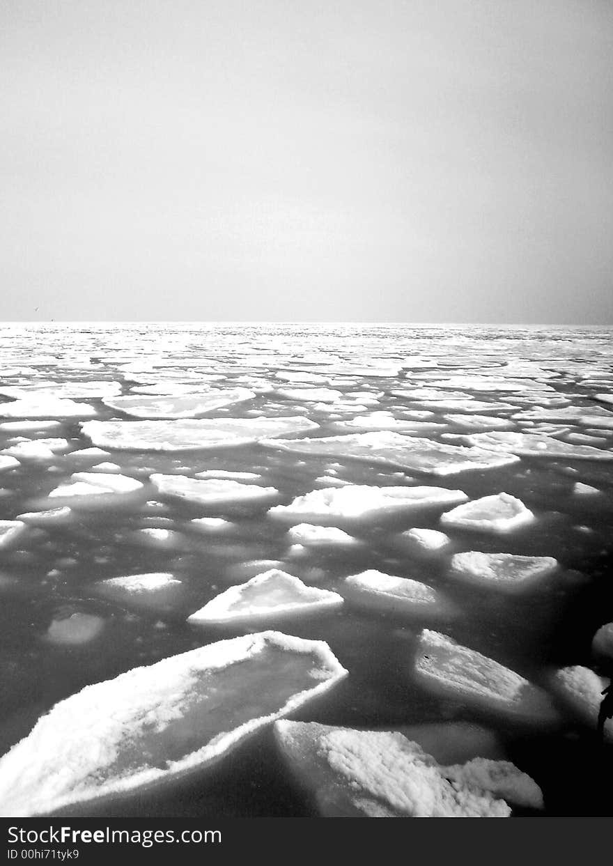 Winter, many ice climbers to the horizon. Winter, many ice climbers to the horizon