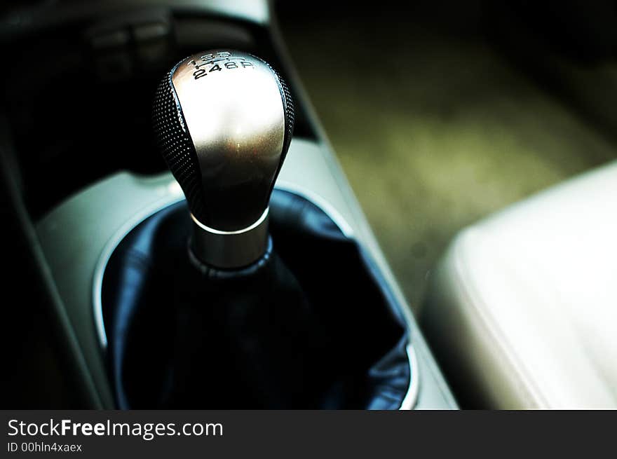 Photo of 6 speed shift knob from the Acura RSX.