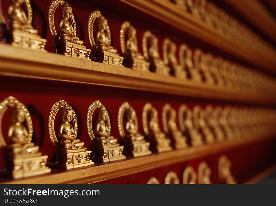 Gold Buddhas inside the Chinese temples