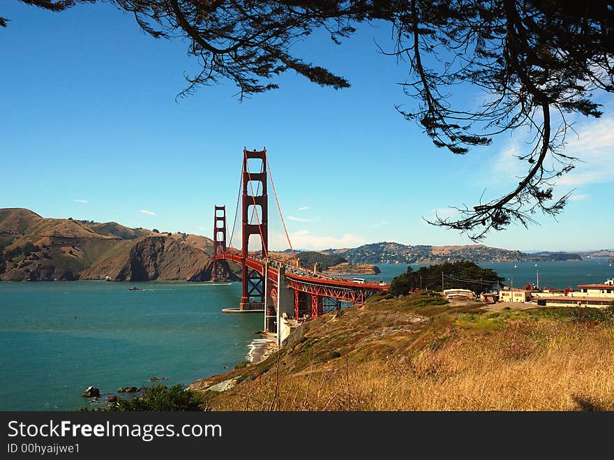 Golden Gate bridge on a beautiful San Francisco summer day