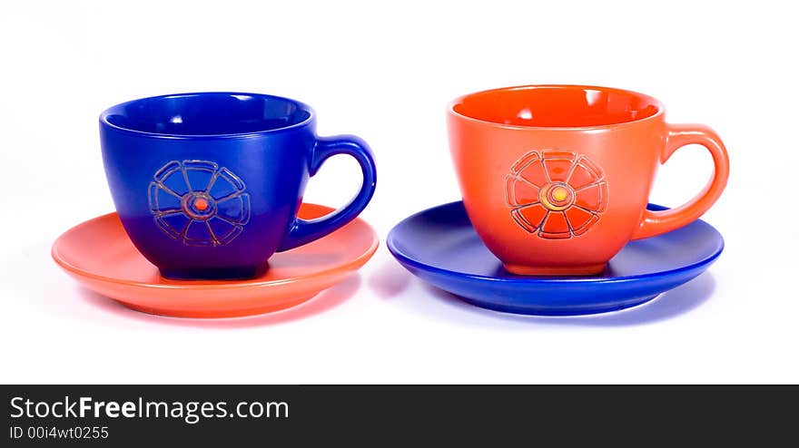 Two cups whit inverted colors. Two cups whit inverted colors