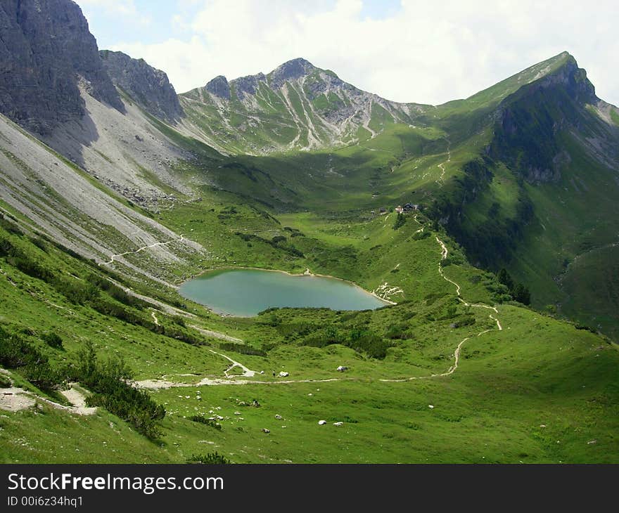 A beautiful way to hike. A beautiful way to hike