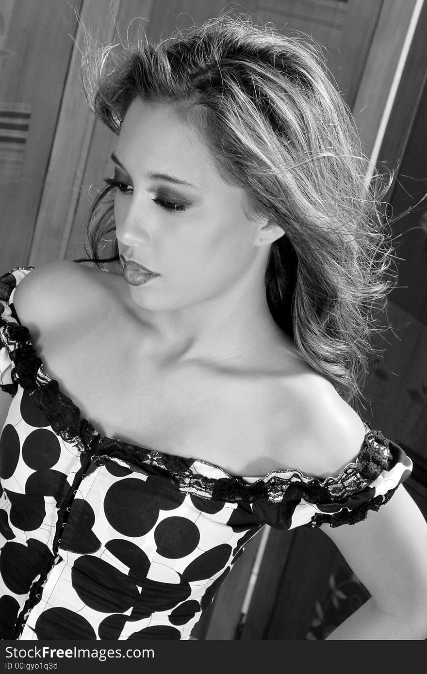 Beautiful fashion Woman on Black & White. Beautiful fashion Woman on Black & White