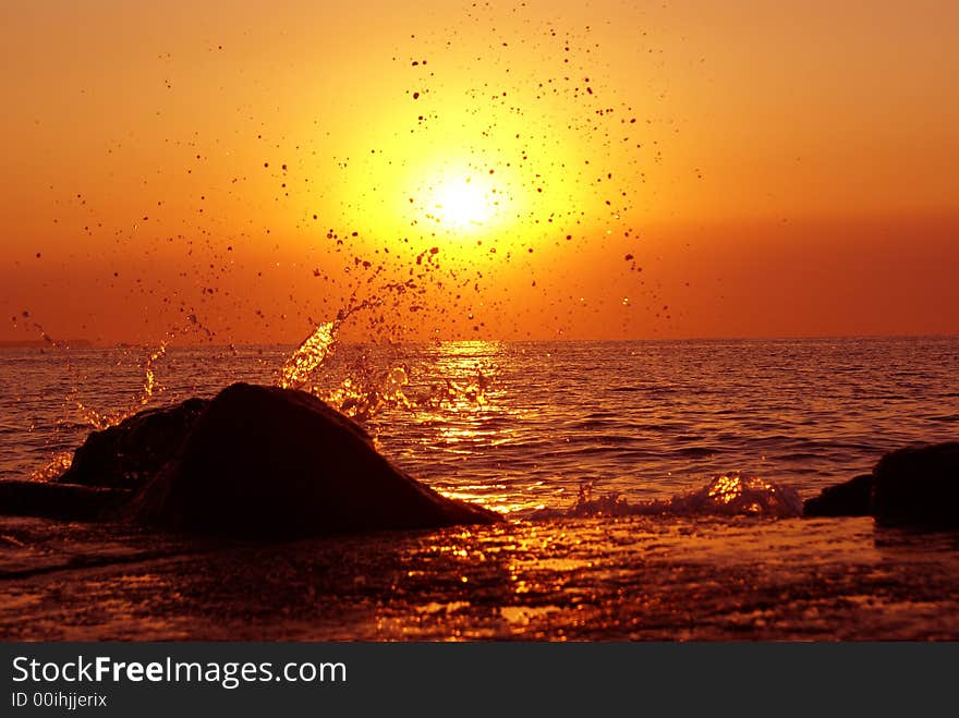 Unreal sunset splash