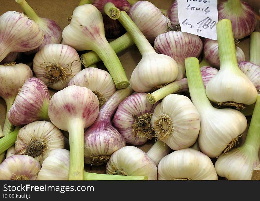 Raw garlic