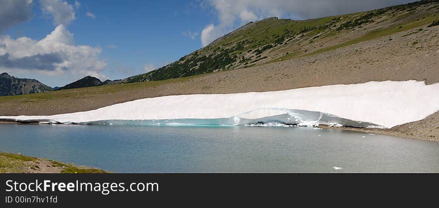 Frozen Lake at Mount Rainier National Park