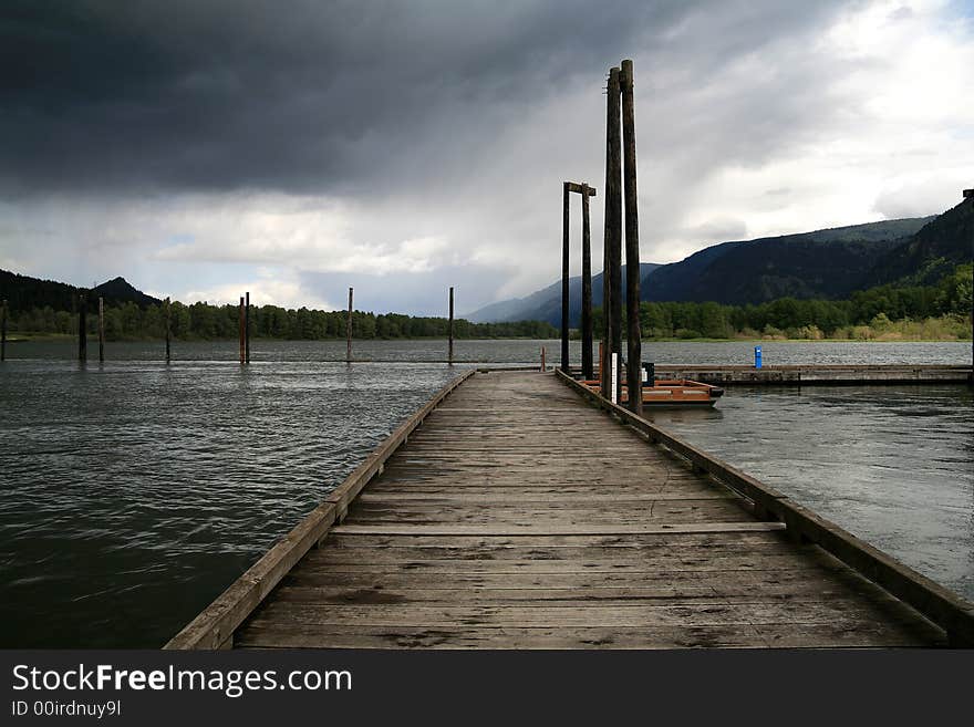 Columbia River Moorage