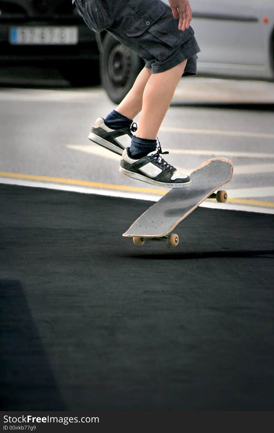 A skate jump in a urban environment