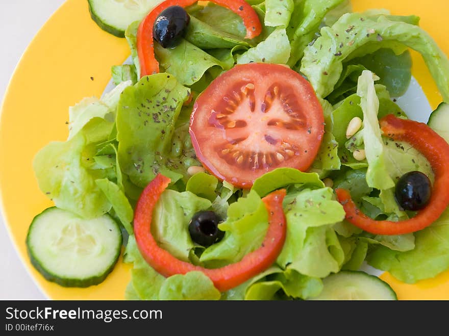 Fresh  salad,croutons,lettu