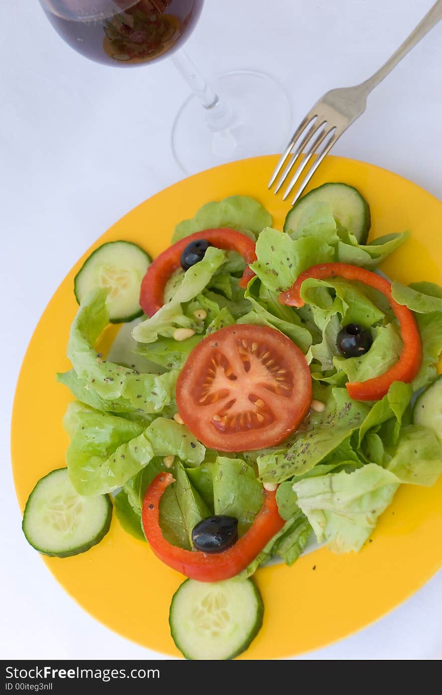 Fresh  salad,croutons,lettu