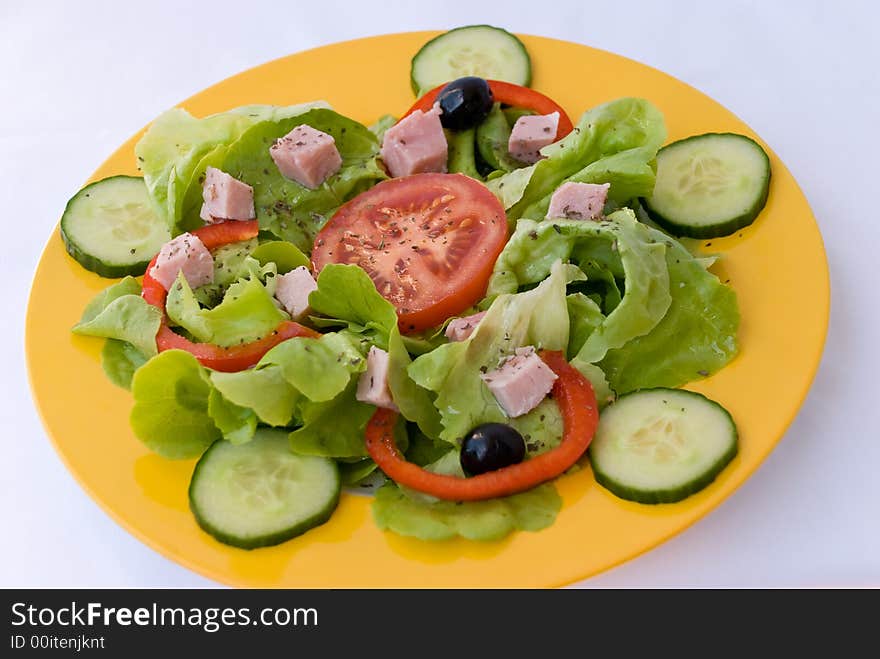 Fresh  salad,croutons,lettu