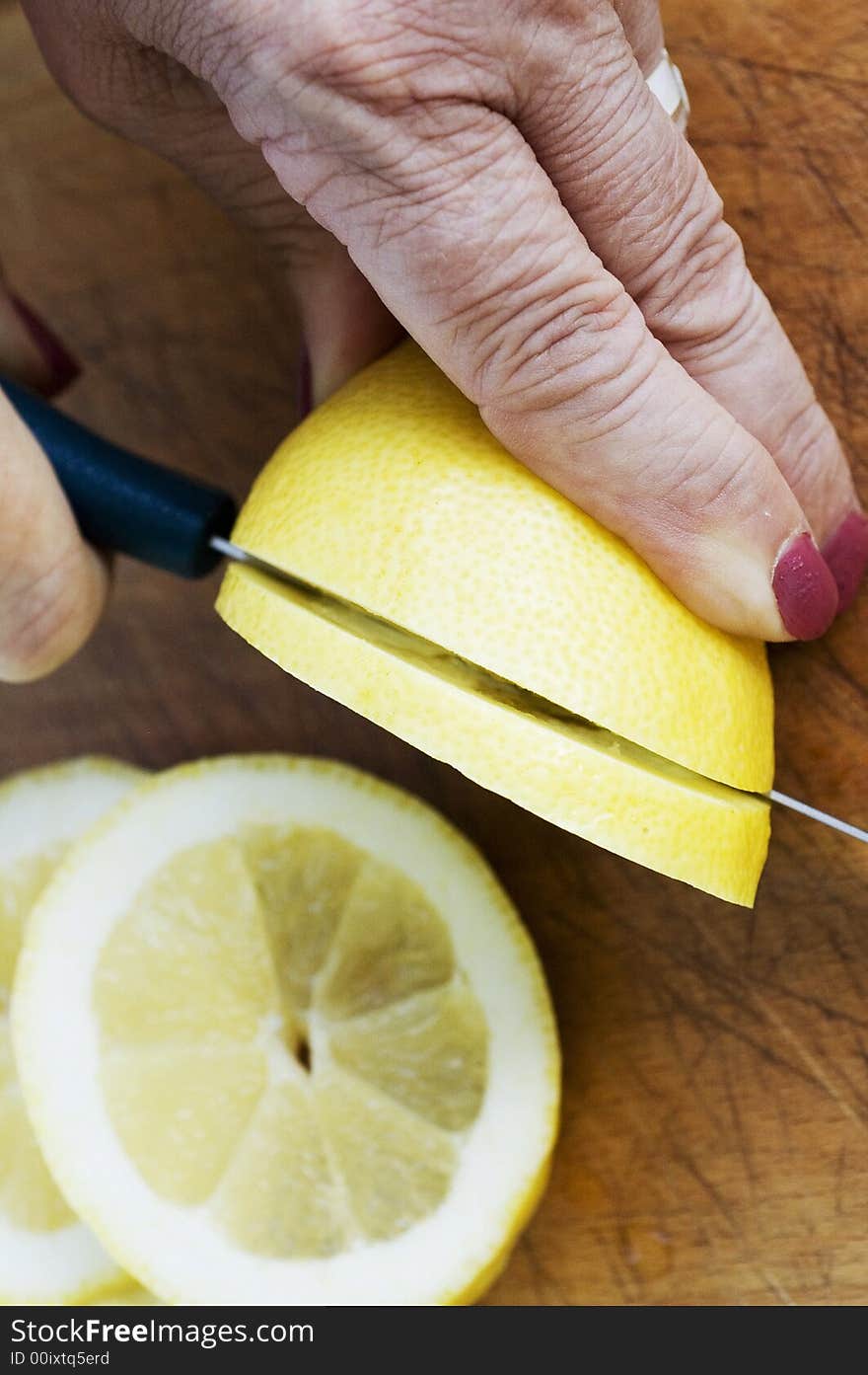 Cutting Lemons