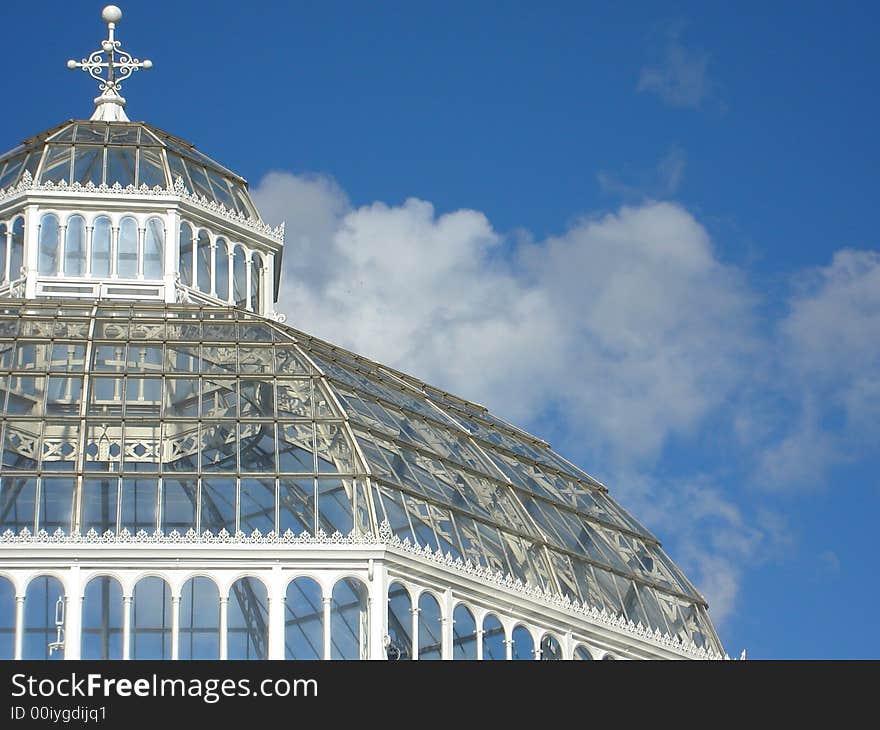 Top of the victorian Palm House in Sefton Park, Liverpool. Sunlight reflected off the metalwork. Top of the victorian Palm House in Sefton Park, Liverpool. Sunlight reflected off the metalwork.