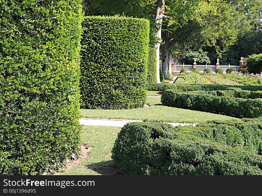 Hedge gardens