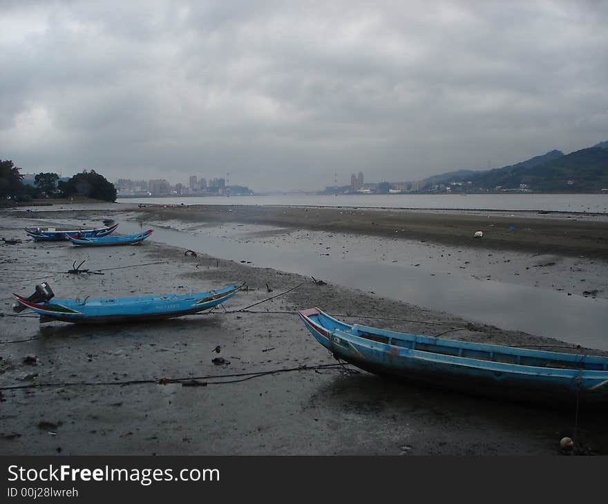 This was taken in Danshui, North of Taipei. This was taken in Danshui, North of Taipei