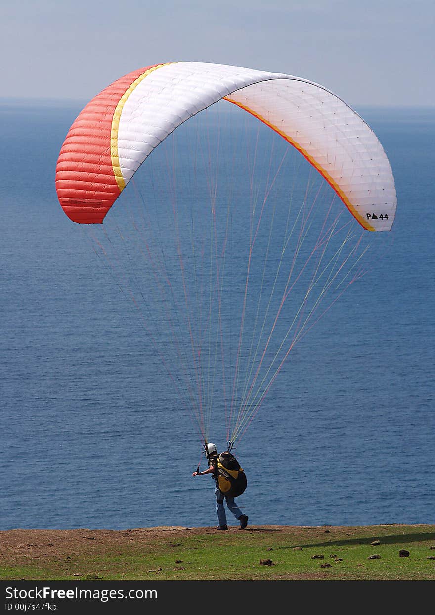 Paragliding in sunny san diego. Paragliding in sunny san diego