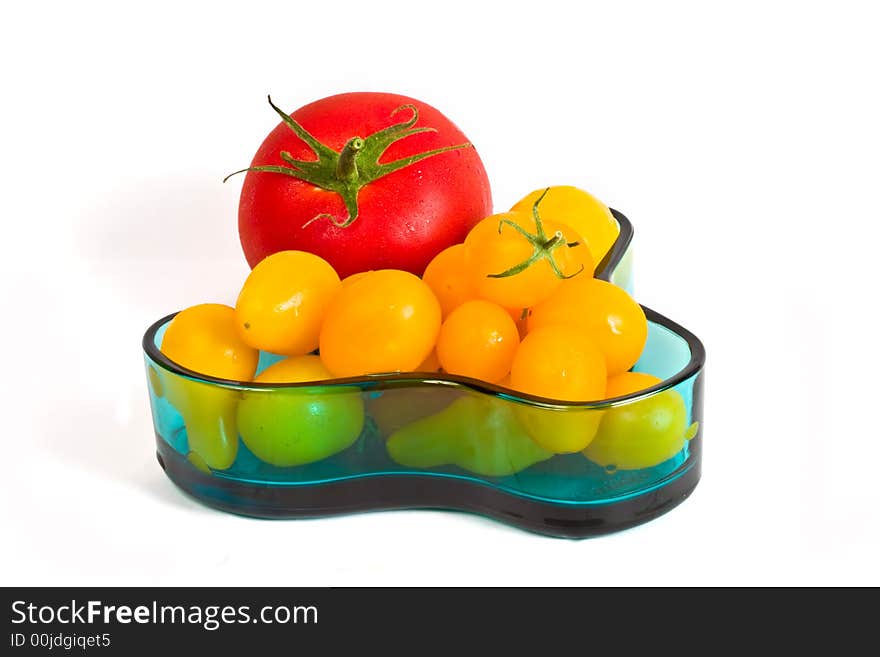 Red and yellow tomatoes