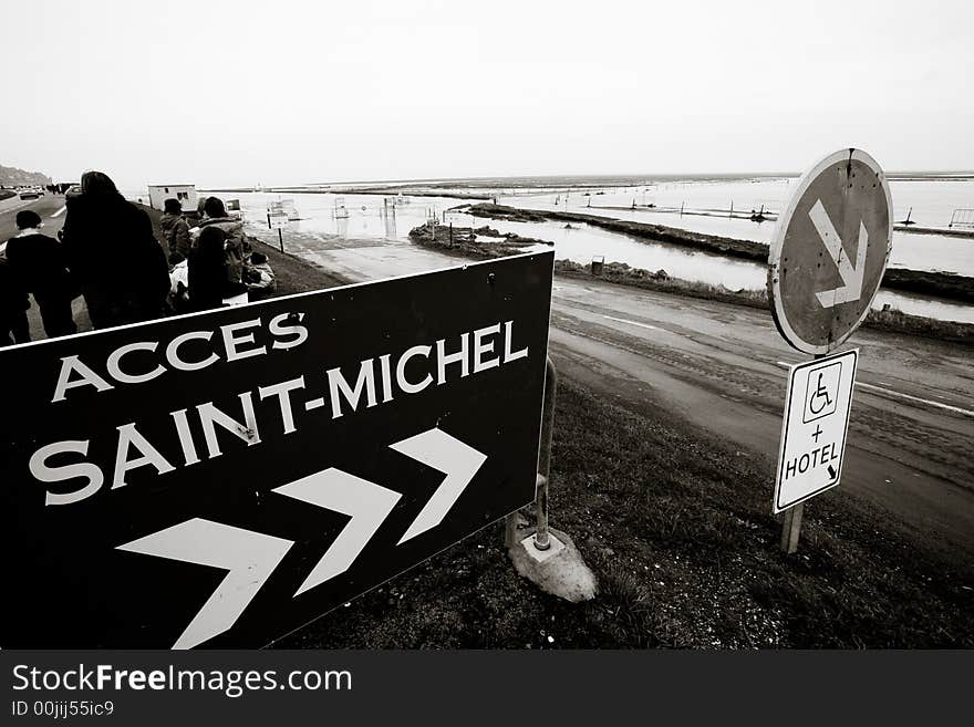 Mont Saint Michel - Access