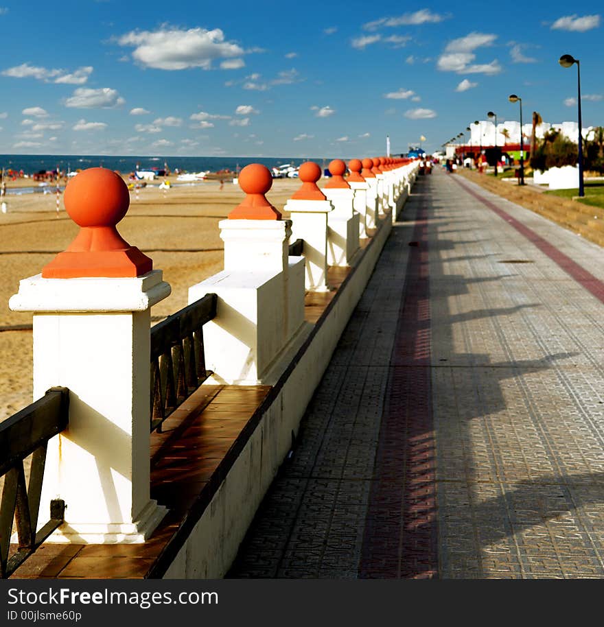 Geometry of the ocean seafront