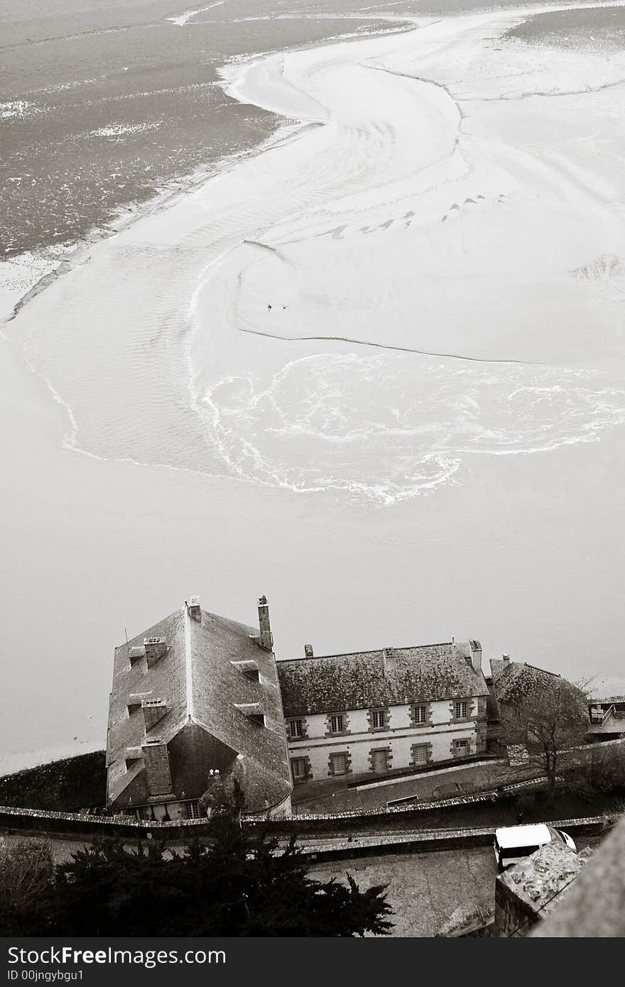 Mont saint michel - high tide