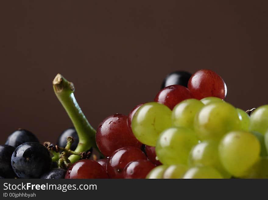 Dornfelder, Riesling and Gew�rztraminer grapes. Dornfelder, Riesling and Gew�rztraminer grapes