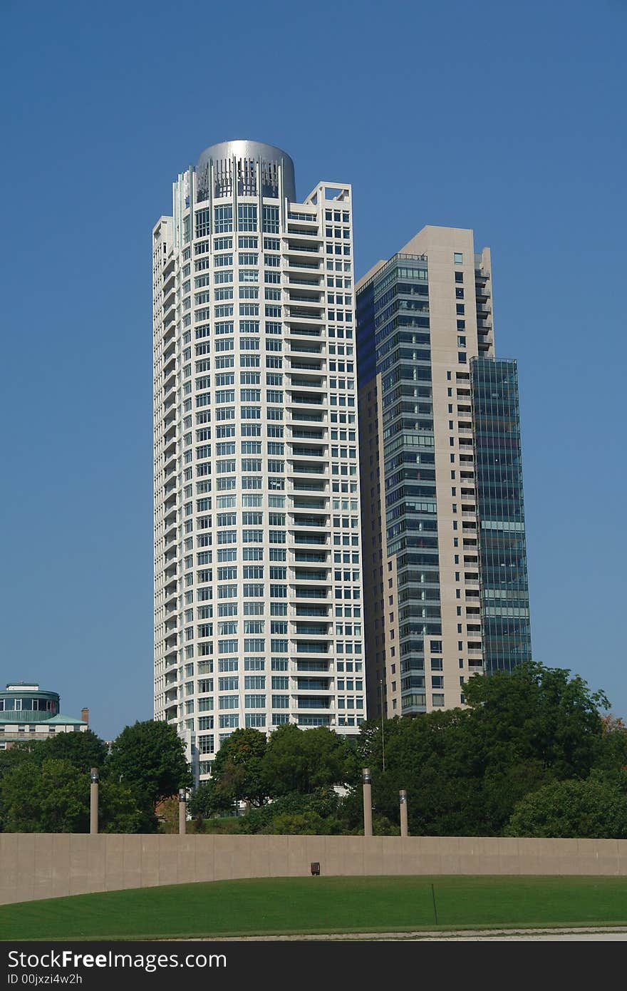 A picture of two towers in downtown Milwaukee Wisconsin