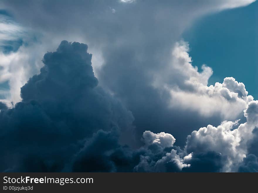 Large cumulus clouds in the sky