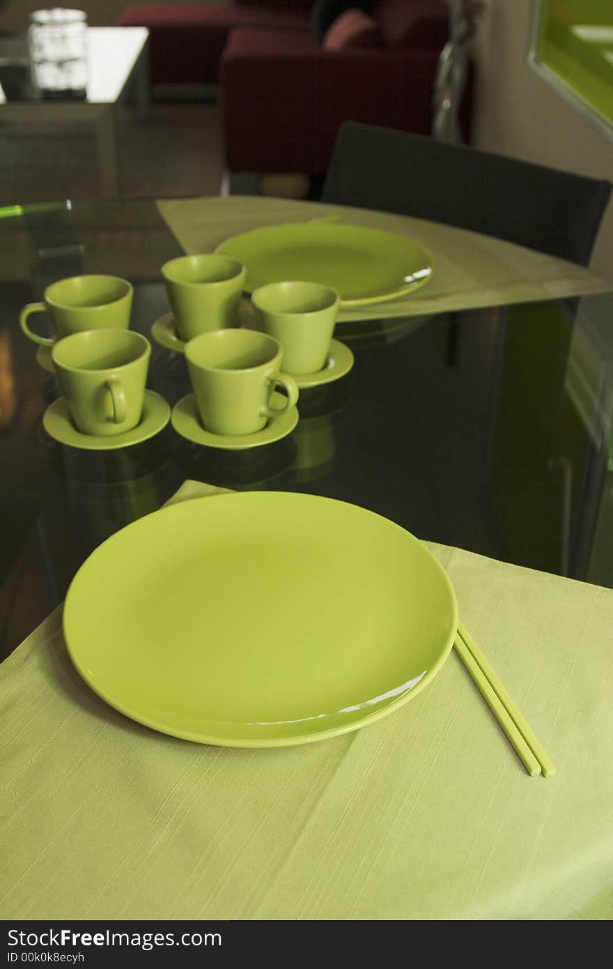 Green dinnerware