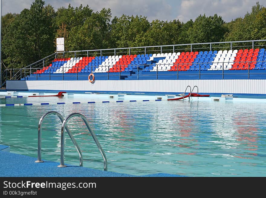 The sports pool is ready to competitions on swimming