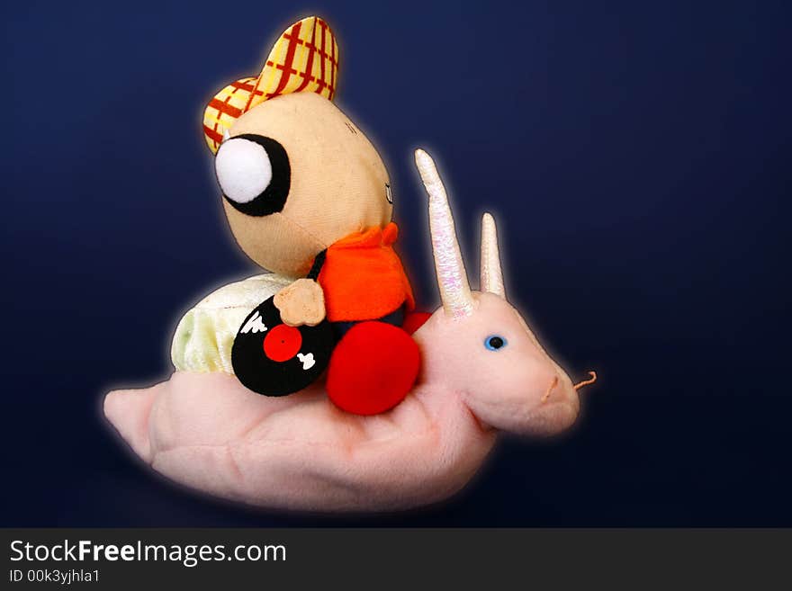 Toy ridding snail