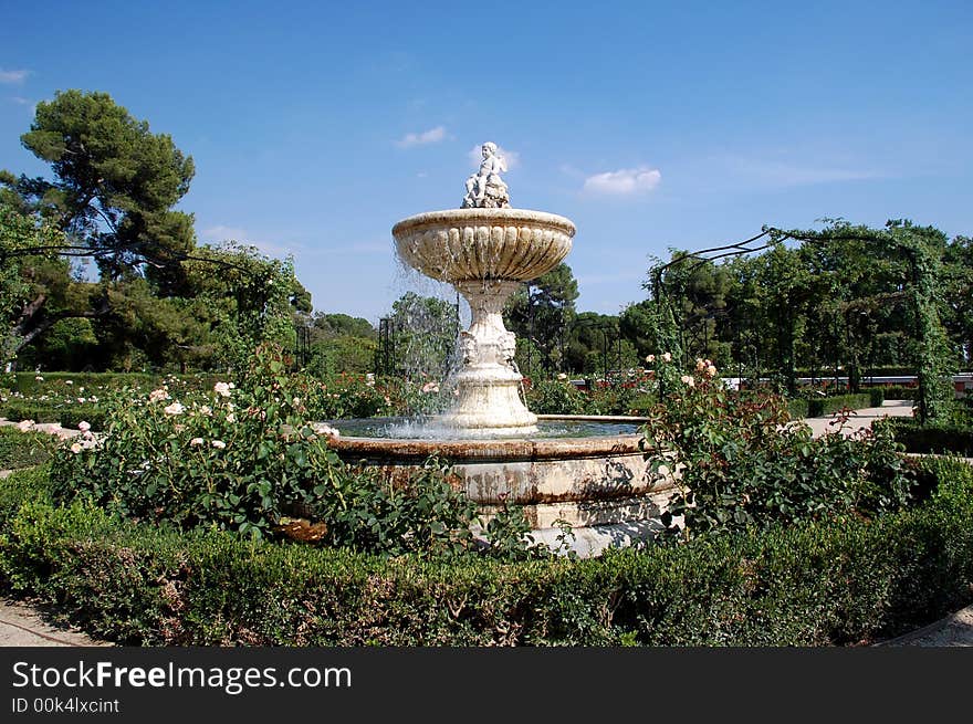 A big park in the city of madrid