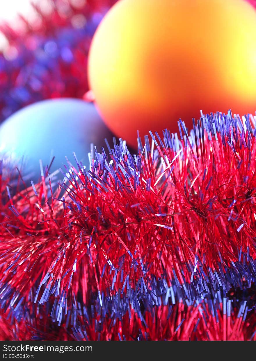 Red -  blue pine chain and glass balls. Red -  blue pine chain and glass balls.