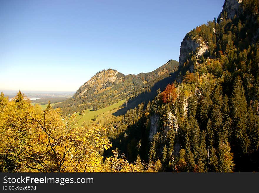 Beautiful pictorial mountain  view in sunny weather. Beautiful pictorial mountain  view in sunny weather