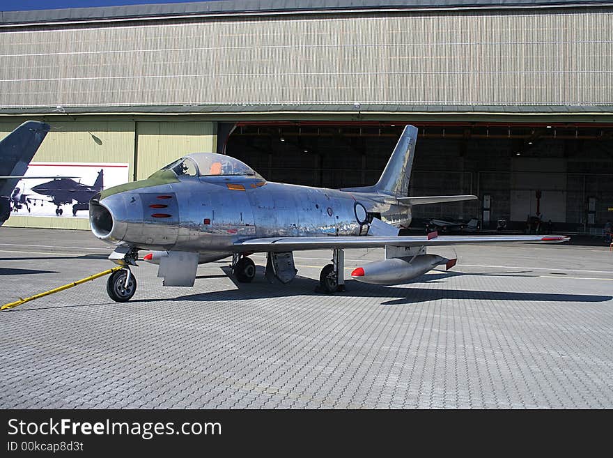 F86 Sabre, USAAF airplane produced from 1944