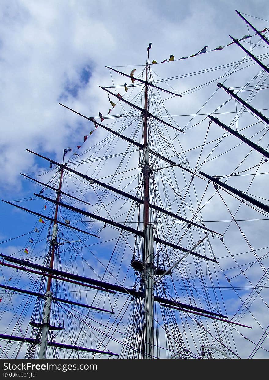 Sail ship