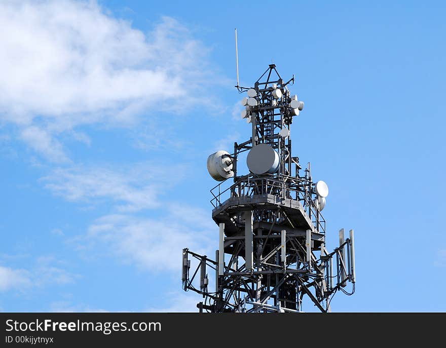 Horizontal view of communication tower showing range of antenna