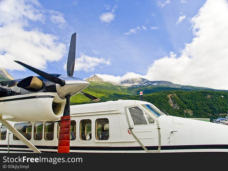 Twin Otter airplane on the runway in Skagway Alaska. Twin Otter airplane on the runway in Skagway Alaska