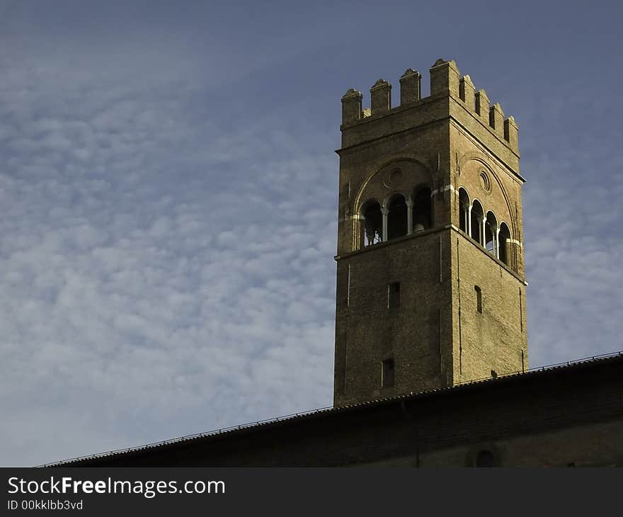 The tower of Arengo in the italian city of Bologna at dawn