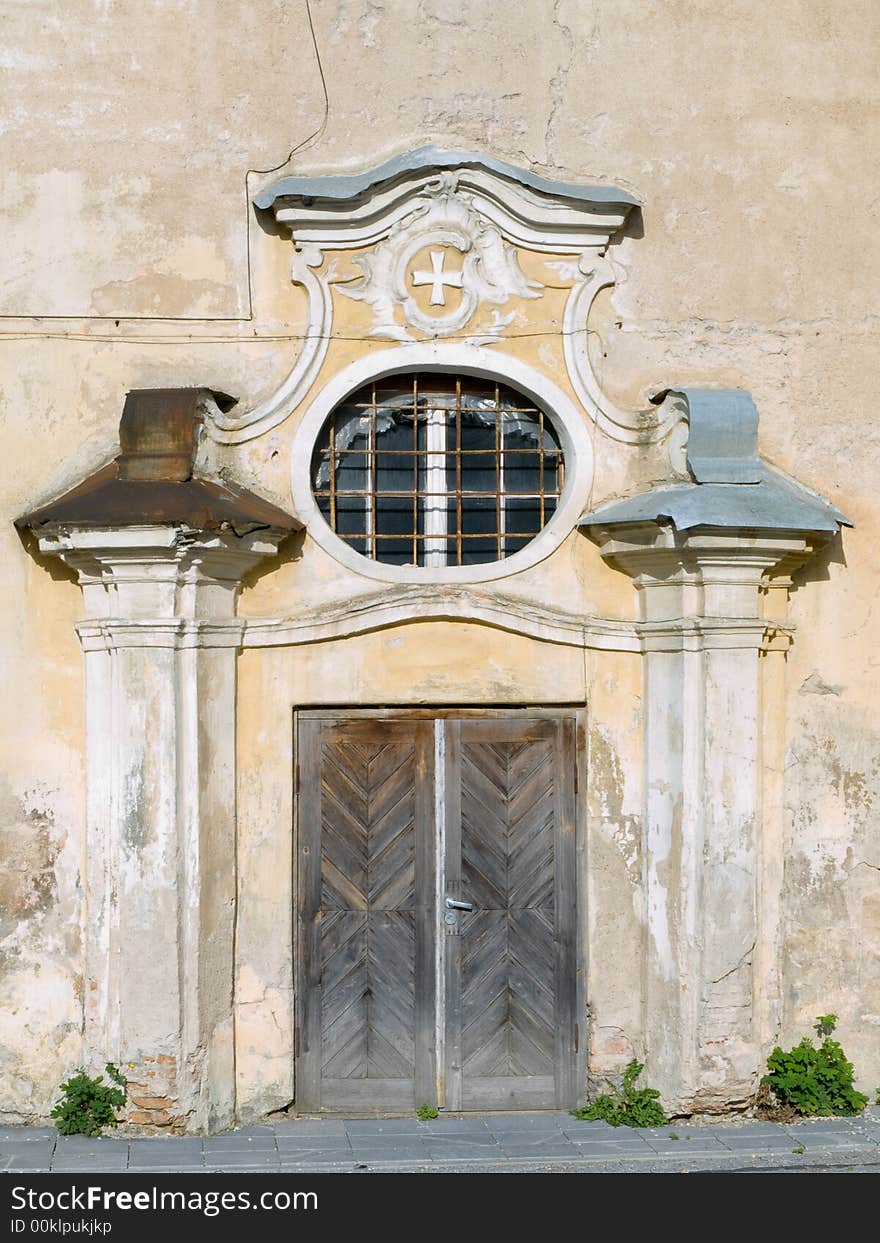 Broken down entrance of an old house