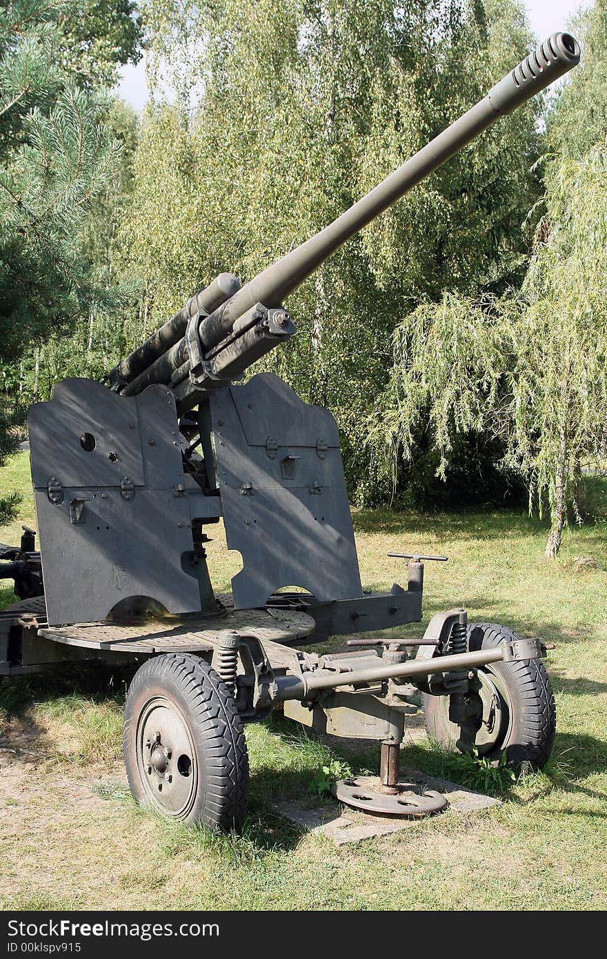 Soviet field gun from World War II. Soviet field gun from World War II