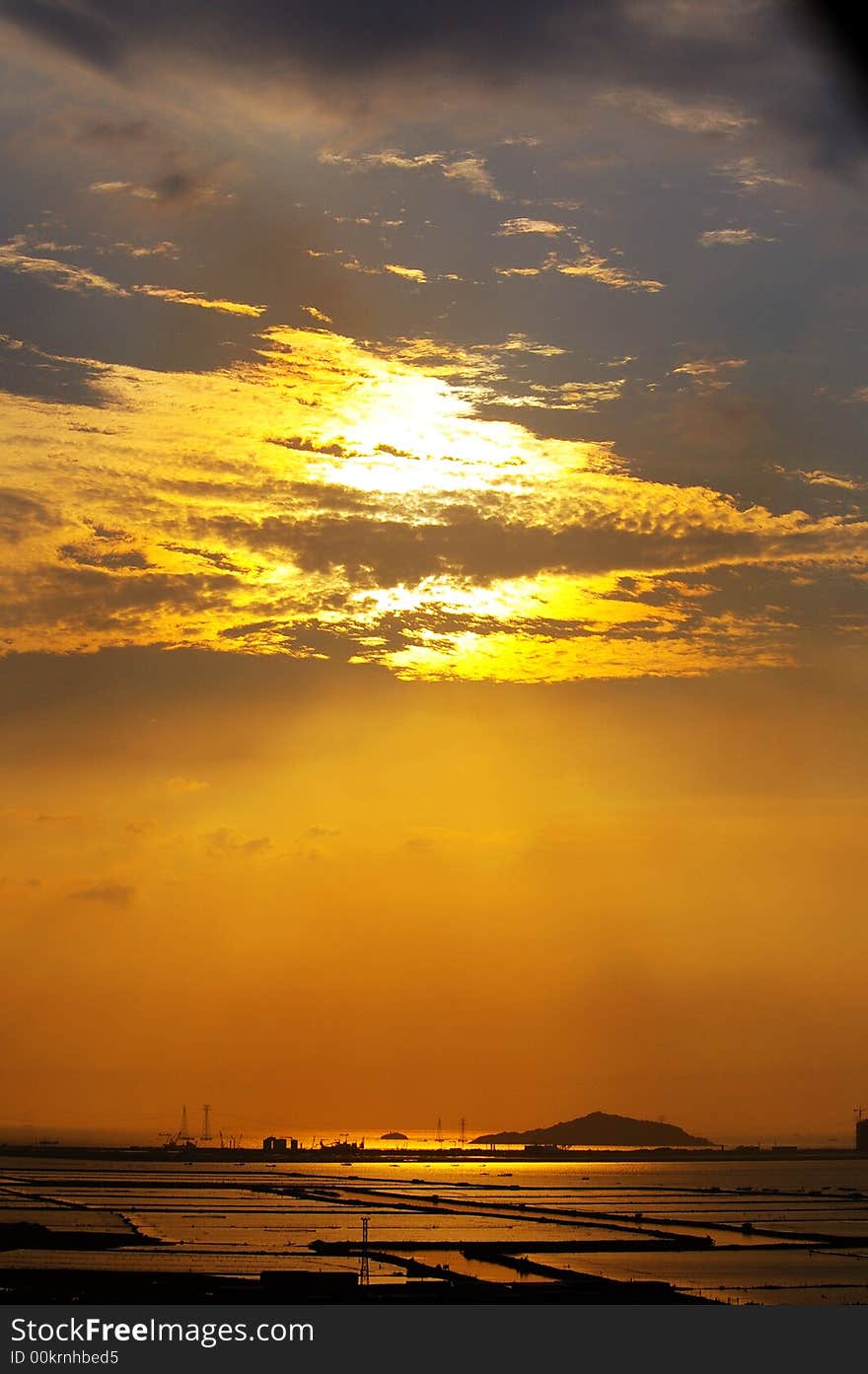 Sunlight over west coast of shenzhen