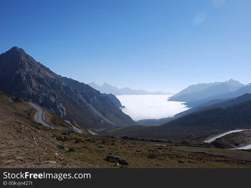 At  a top of mountains of sichuan china
4300m high. At  a top of mountains of sichuan china
4300m high.