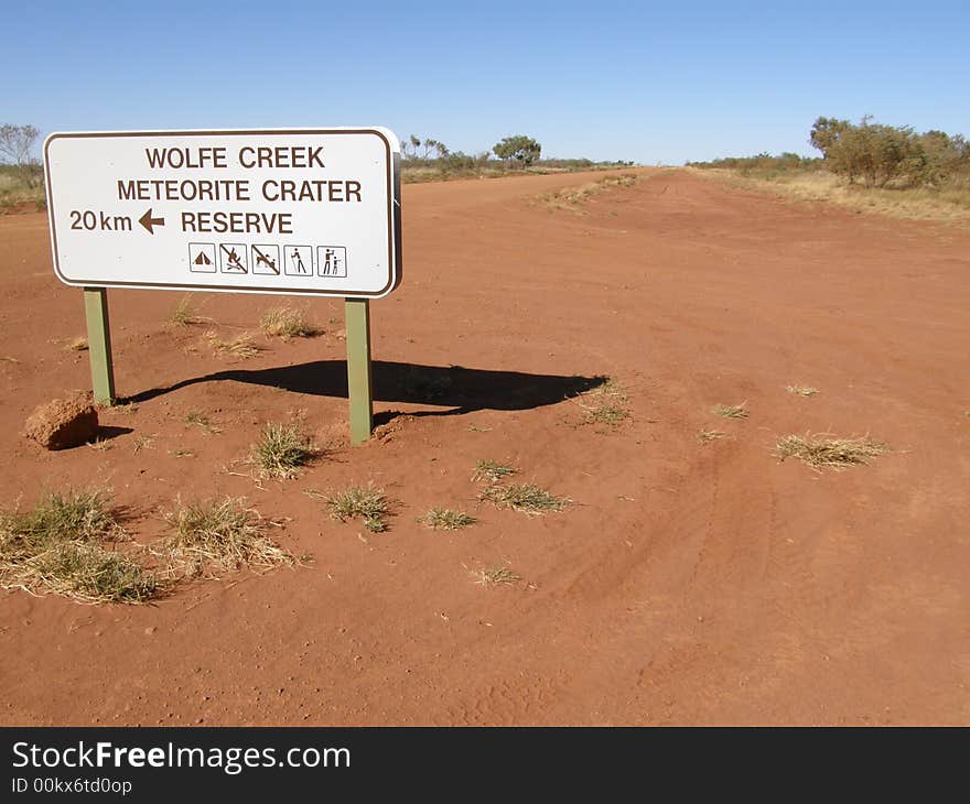 Wolfe creek meteorite crater