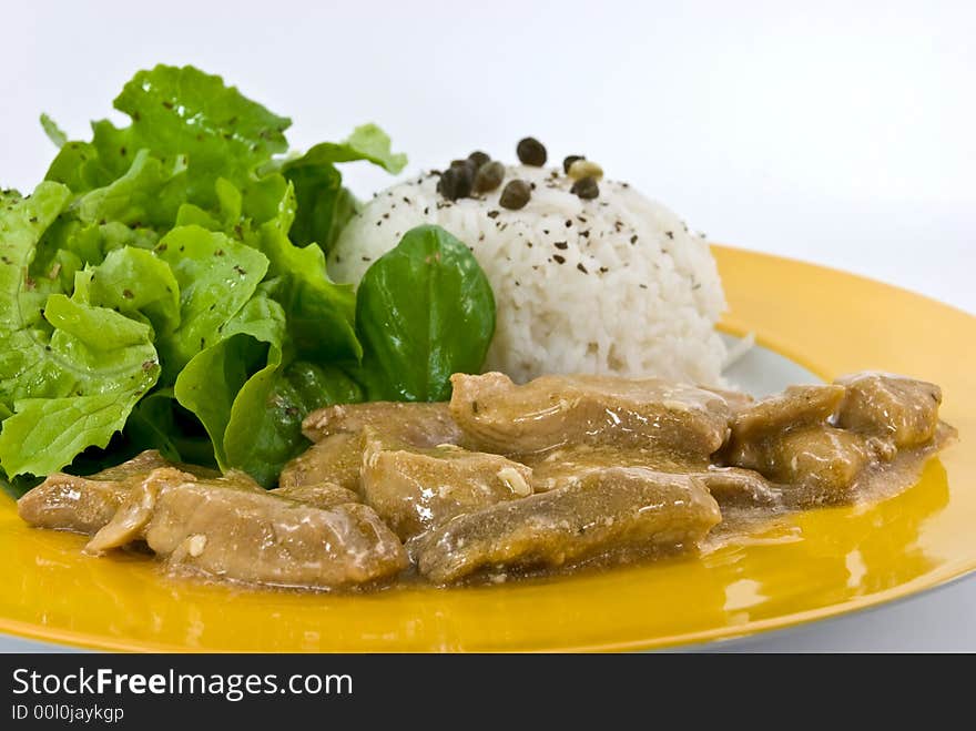 Veal strips in cream and mushroom sauce