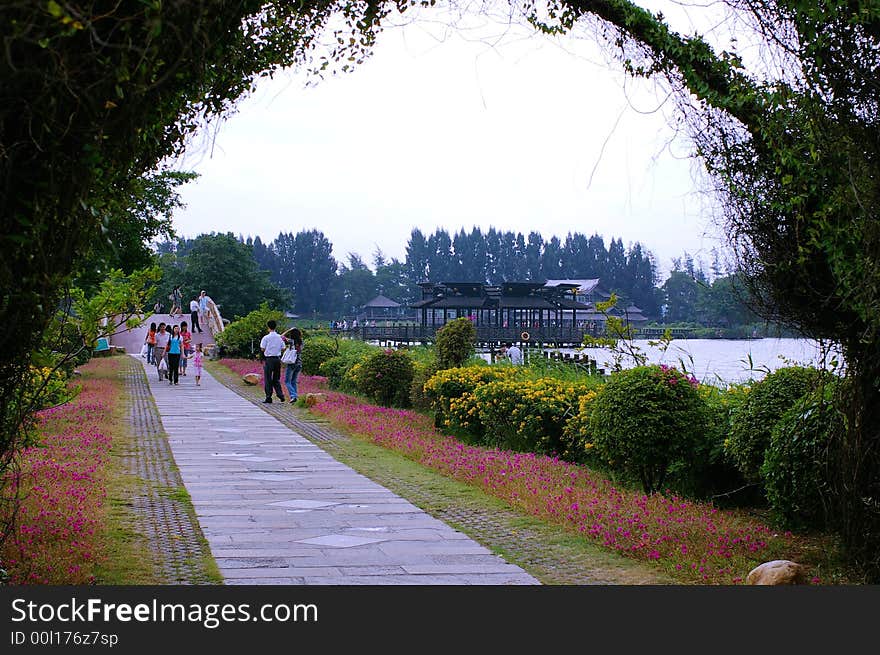 2007 national holiday in shenzhen's waterlands, a park in the west part of the city