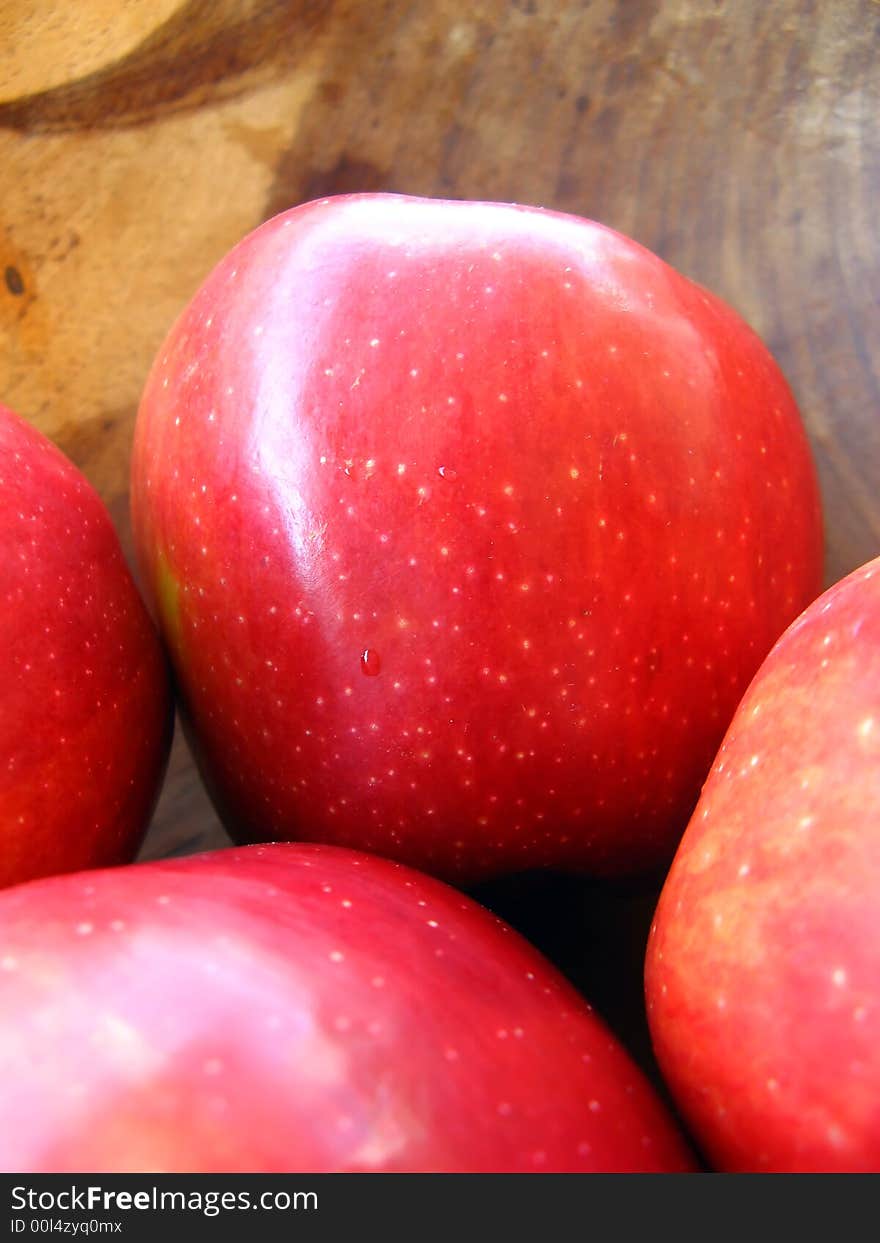 Red apples